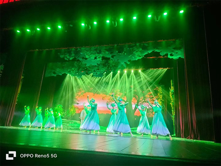 1000w LED moving head light  used Operas:The Silent Tree 